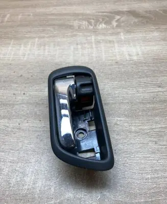 Toyota Corolla Verso AR10 Front door interior handle 692060F010