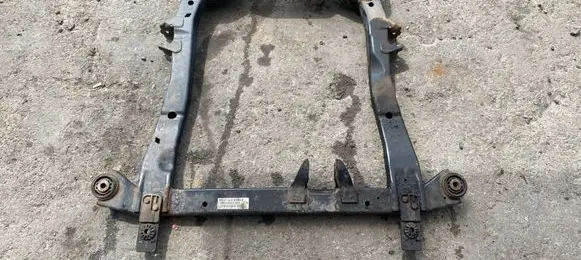 Opel Astra J Front subframe 367973422 13327070 13327078