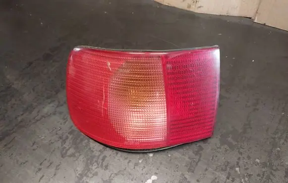 Audi A8 S8 D2 4D Rear/tail lights 4D0945095
