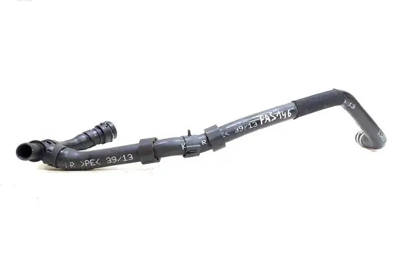 Volkswagen PASSAT B8 Engine coolant pipe/hose 5Q0820507L