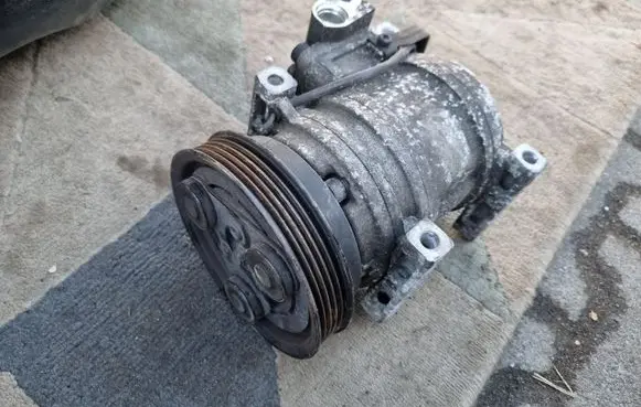 Hyundai i10 Air conditioning (A/C) compressor (pump) 