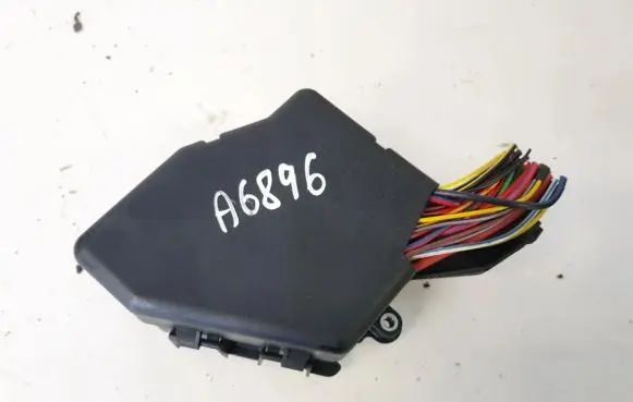 Audi A4 S4 B5 8D Fuse box set 4046018