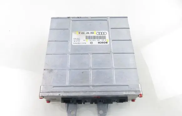 Audi A4 S4 B5 8D Engine control unit/module 0261203940 8D0907557H 0261203941
