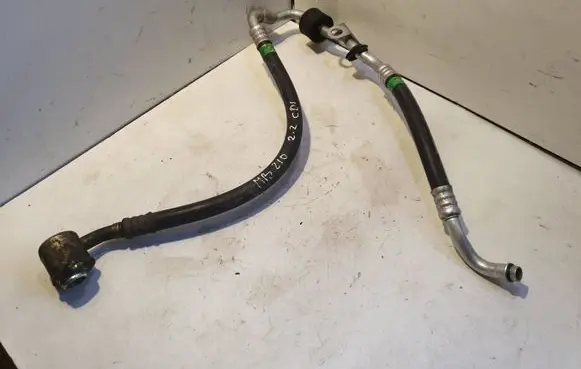 Mercedes-Benz E W210 Air conditioning (A/C) pipe/hose 6112300356 210830561