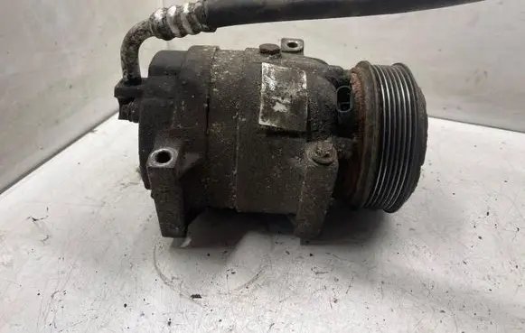 Renault Trafic II (X83) Air conditioning (A/C) compressor (pump) 8200832990