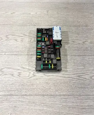 BMW 3 G20 G21 Fuse box set 8734160 7970V69Y86 399799100