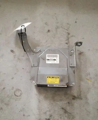 Toyota Prius (XW20) ABS control unit/module 8954047100