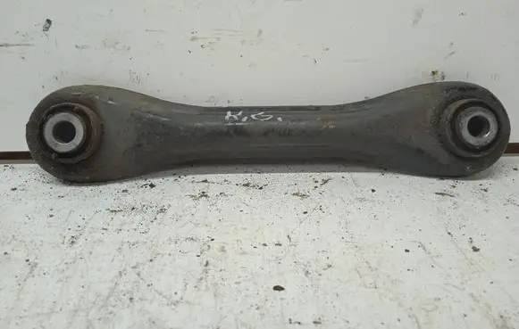 Volvo V40 Rear control arm