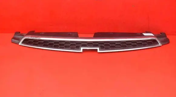 Chevrolet Cruze Front grill 96832951