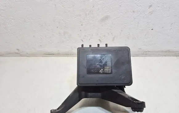 Mini Clubman F54 ABS Pump 6888064