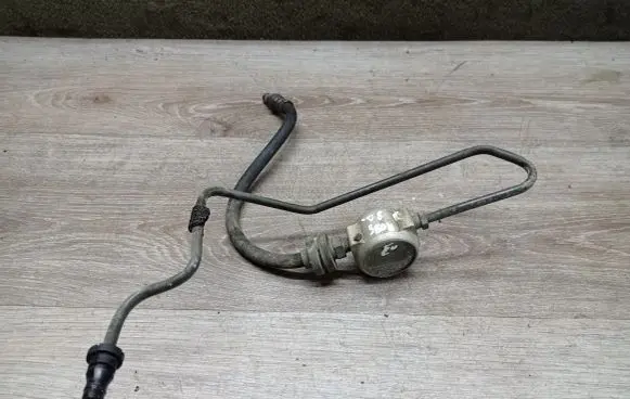 Volvo S80 Clutch pipe/line 