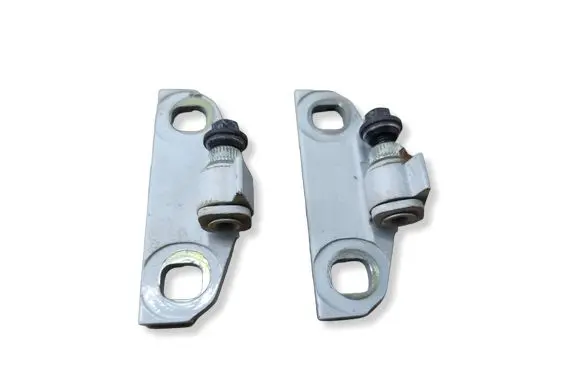 Volvo XC70 Rear door lower hinge 