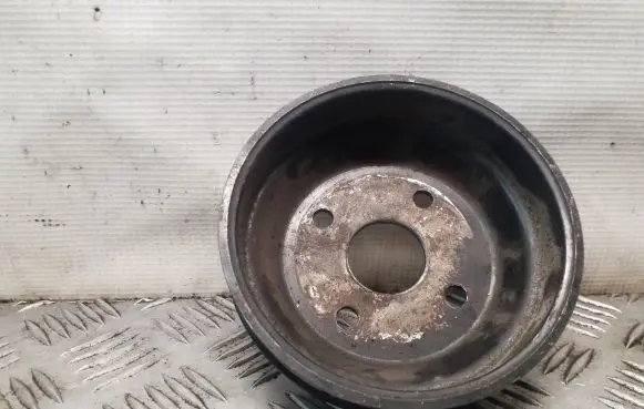 Hyundai Terracan Water pump pulley 