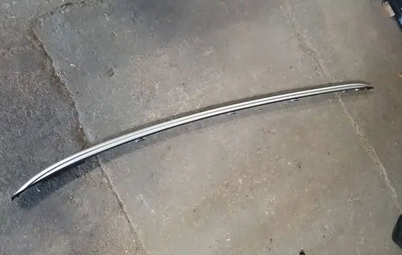 Roof bar rail