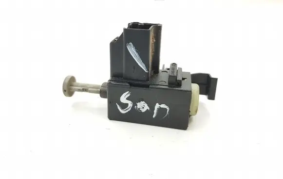 Clutch pedal sensor