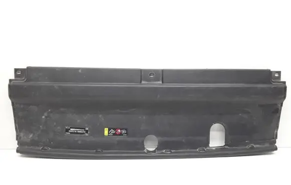 Volvo S90, V90 Radiator trim 31425025