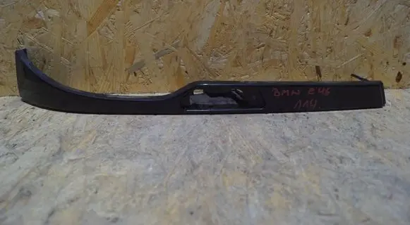 BMW 3 E46 Under headlight/headlamp trim 7064330