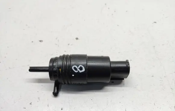 BMW 7 E38 Windscreen/windshield washer pump 8360244 67128360244
