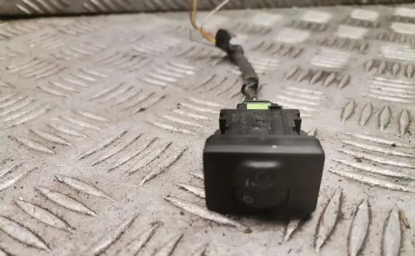 Toyota Prius (XW20) Headlight level height control switch 134159