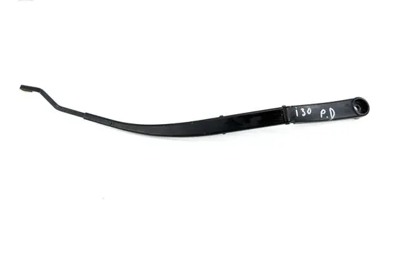 Hyundai i30 Front wiper blade arm 420011234