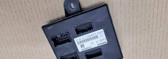 Renault Trafic III (X82) Engine control unit/module ECU 231A08052R