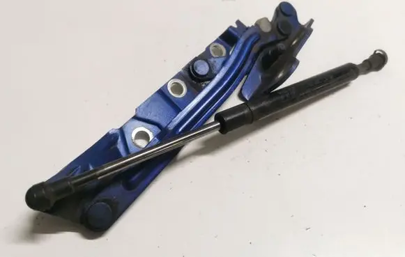 Volvo S40 Tailgate/trunk/boot hinge 30716249 30799158