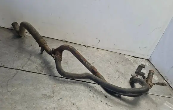 Volkswagen Golf III Engine coolant pipe/hose 357971899F