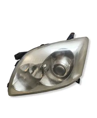 Toyota Avensis T250 Headlight/headlamp 
