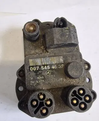 Mercedes-Benz E W124 Ignition amplifier control unit 0075454632