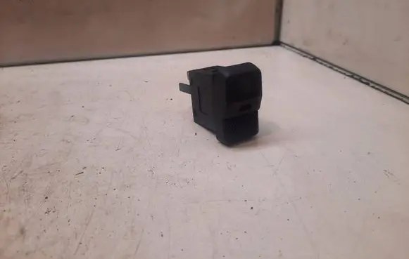 Volkswagen PASSAT B3 Windscreen/window heater switch 535959621