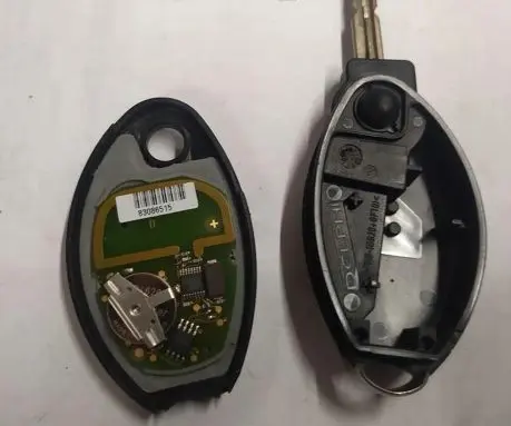 Citroen C4 I Picasso Ignition key/card 052383086515