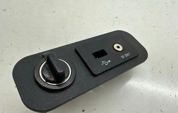Ford Mustang VI Cigarette lighter FR3B63045M70A PR0447000AB