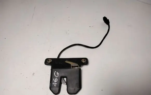 Audi A6 S6 C4 4A Tailgate/trunk/boot lock/catch/latch