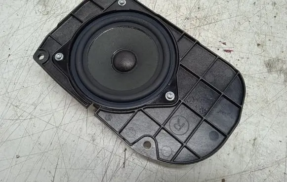 BMW 5 F10 F11 Parcel shelf speaker 923918401