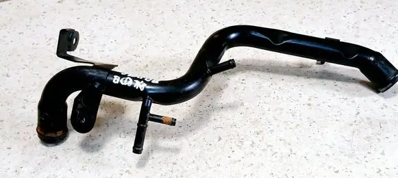 Volkswagen PASSAT B5.5 Engine coolant pipe/hose 038121071F