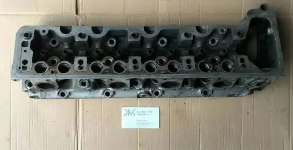 Mercedes-Benz S W126 Engine head 1170163301