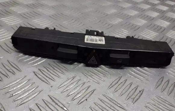 Opel Astra H Hazard light switch 13100105XF
