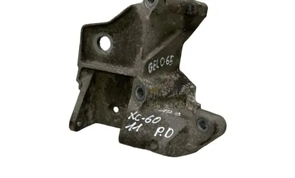 Volvo XC60 Engine mounting bracket 6G926P096