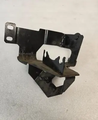 Maserati Levante ABS pump bracket B4307D