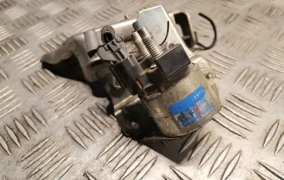 Nissan Juke I F15 Ignition relay 251151KB0A