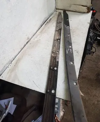 Toyota Corolla E120 E130 Center/middle under tray cover 