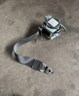 Mercedes-Benz E C207 W207 Rear seatbelt A2078602185