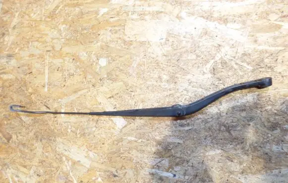 Opel Vectra C Front wiper blade arm 09185813