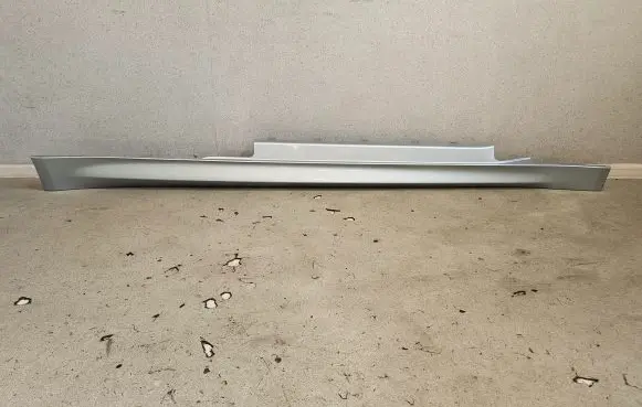BMW M4 F82 F83 Sill 8054292