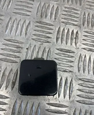 BMW 5 E60 E61 Front tow hook cap/cover 7033700