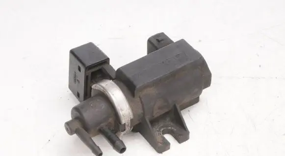 KIA Carnival Valve vacuum 72190319