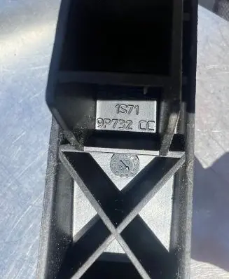 Ford Mondeo Mk III Accelerator throttle pedal 1S719P732CC 9P732CC