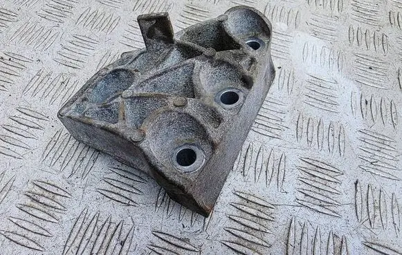 Mini Cooper Countryman R60 Engine mounting bracket 6788664