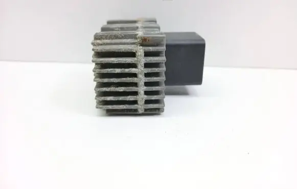 Opel Astra G Glow plug pre-heat relay 09132691 51299008