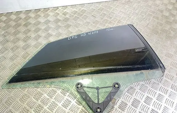 Mercedes-Benz E C207 W207 Rear side window 43R00050